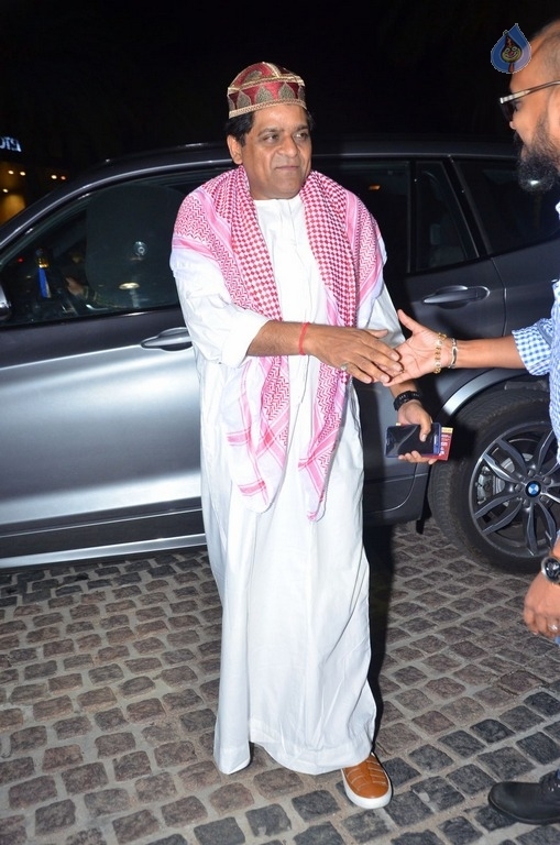 Celebrities at 64th Jio Filmfare Awards 2017 South 1 - 38 / 60 photos