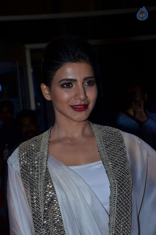 Celebrities at 64th Jio Filmfare Awards 2017 South 2 - 26 / 93 photos