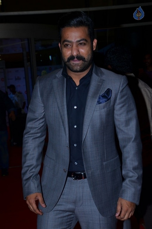 Celebrities at 64th Jio Filmfare Awards 2017 South 2 - 85 / 93 photos