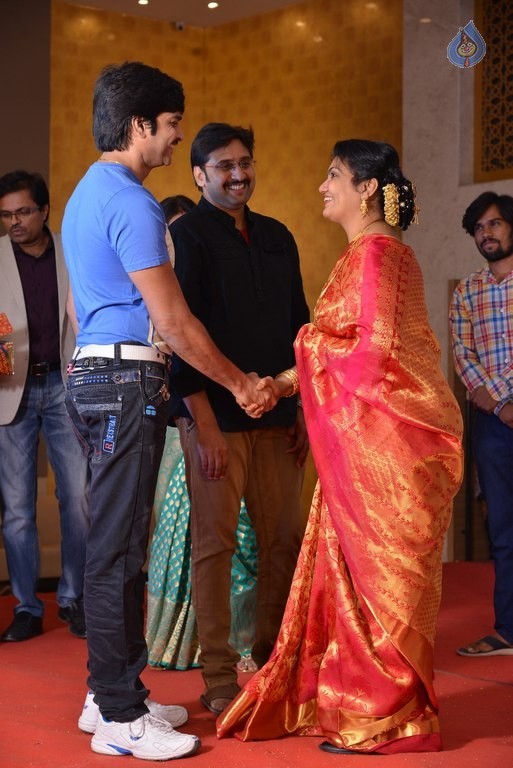 Celebrities at Delhi Rajeswari Son Wedding Reception - 35 / 94 photos