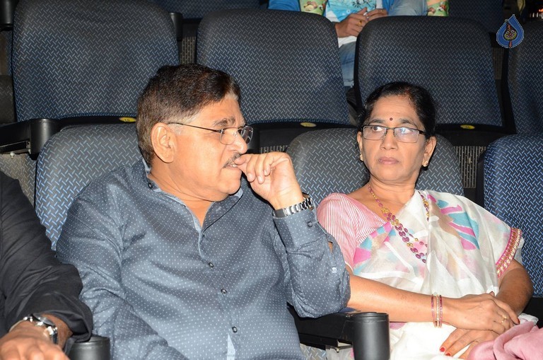 Celebrities at Devi Sri Prasad Live Show - 28 / 92 photos