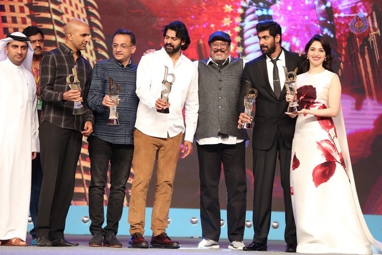 Celebrities at Gama Awards 2015 - 65 / 72 photos