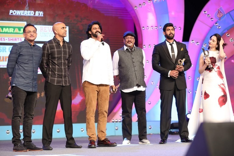 Celebrities at Gama Awards 2015 - 68 / 72 photos