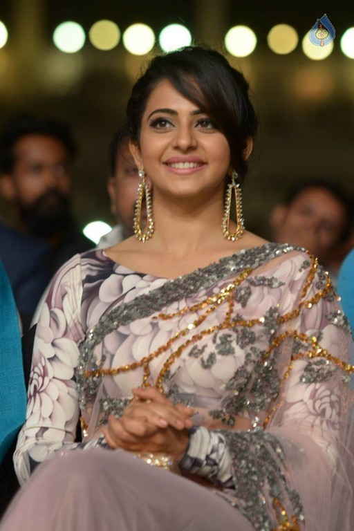 Celebrities at IIFA Utsavam Awards 2016 - 52 / 101 photos