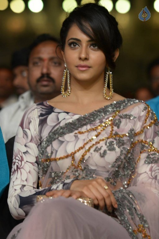 Celebrities at IIFA Utsavam Awards 2016 - 54 / 101 photos