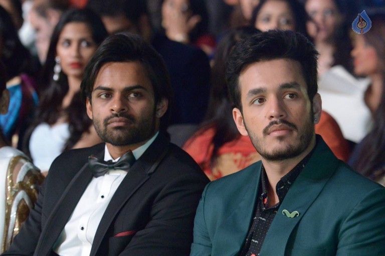 Celebrities at IIFA Utsavam Awards 2016 - 57 / 101 photos