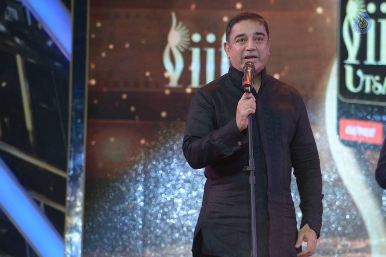 Celebrities at IIFA Utsavam Awards 2016 - 74 / 101 photos