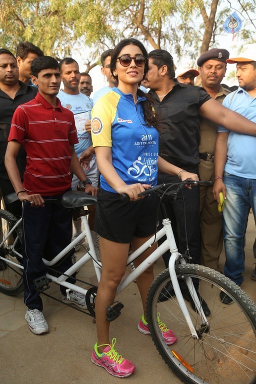 Celebrities at Infinity Ride 2016  - 1 / 81 photos