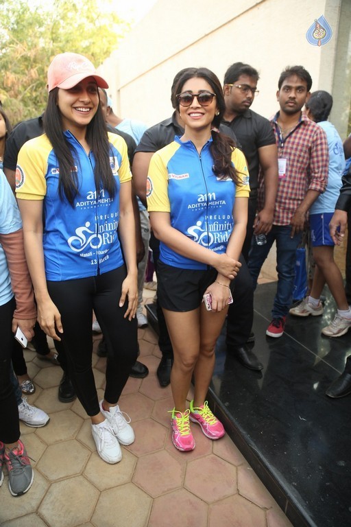 Celebrities at Infinity Ride 2016  - 4 / 81 photos