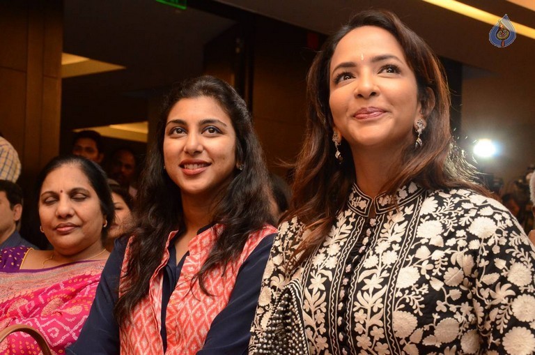 Celebrities at Khamosh Book Launch - 1 / 107 photos