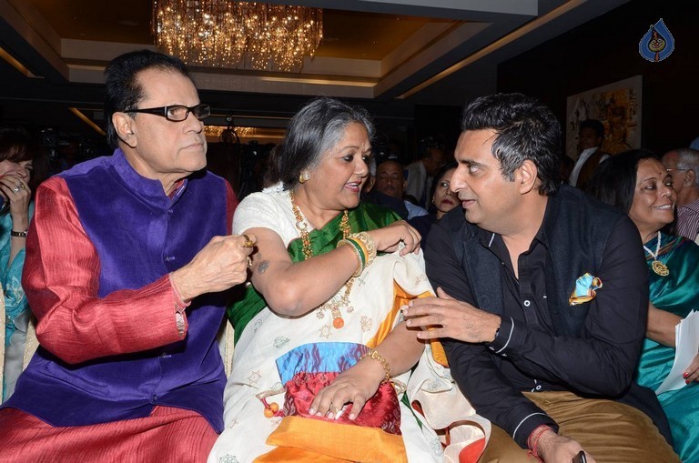 Celebrities at Khamosh Book Launch - 11 / 107 photos