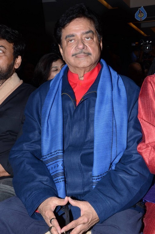 Celebrities at Khamosh Book Launch - 12 / 107 photos