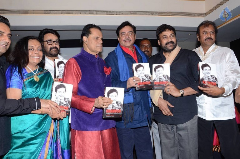 Celebrities at Khamosh Book Launch - 27 / 107 photos