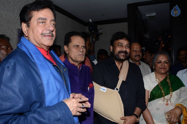 Celebrities at Khamosh Book Launch - 31 / 107 photos