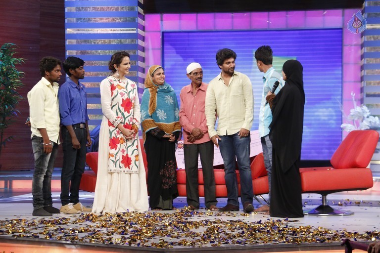 Celebrities at Memu Saitam 2016 - 102 / 124 photos