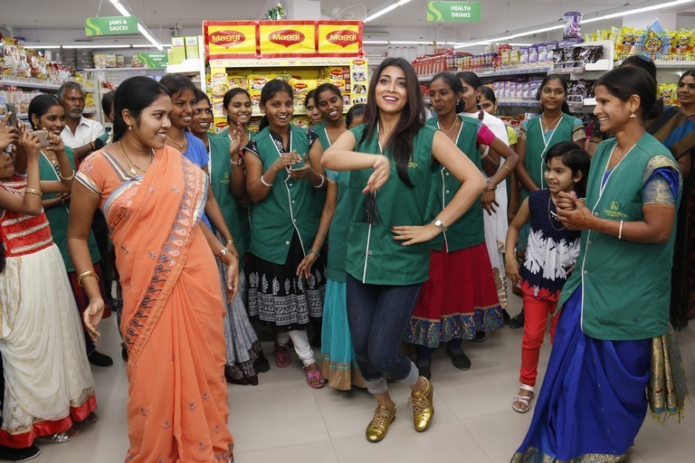 Celebrities at Memu Saitam 2016 - 120 / 124 photos