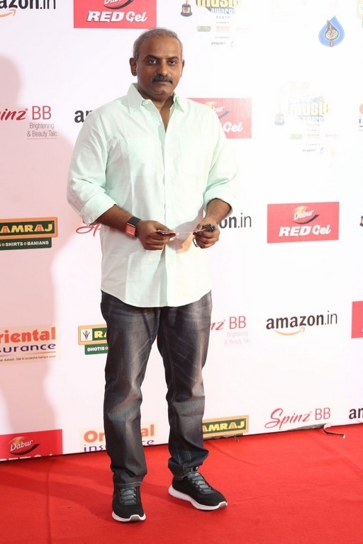 Celebrities at Mirchi Music Awards 1 - 13 / 64 photos