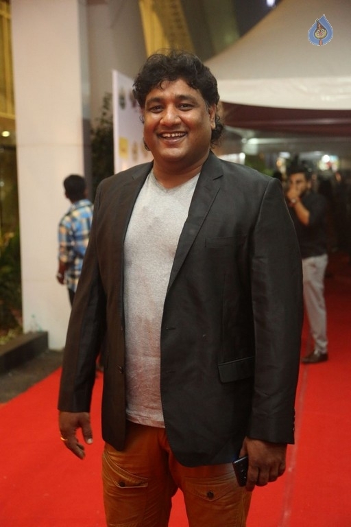 Celebrities at Mirchi Music Awards 1 - 27 / 64 photos
