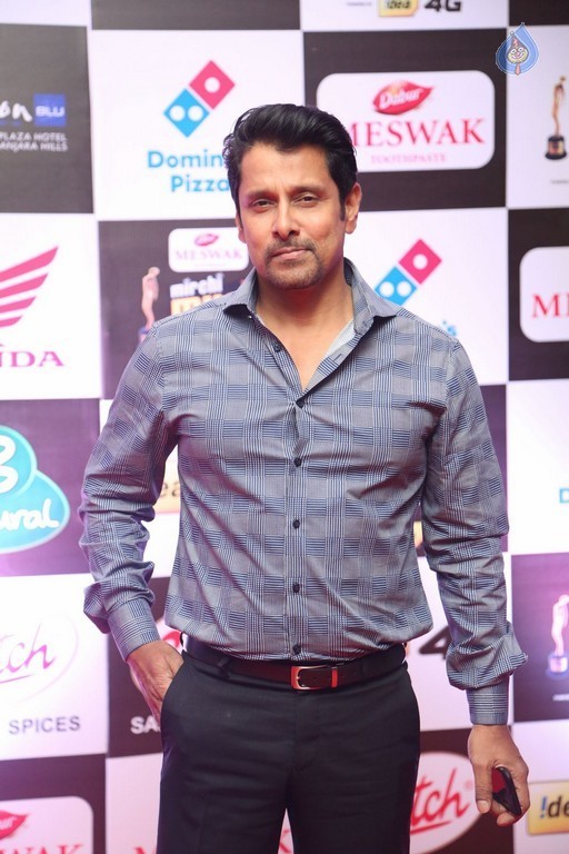 Celebrities at Mirchi Music Awards 1 - 32 / 56 photos