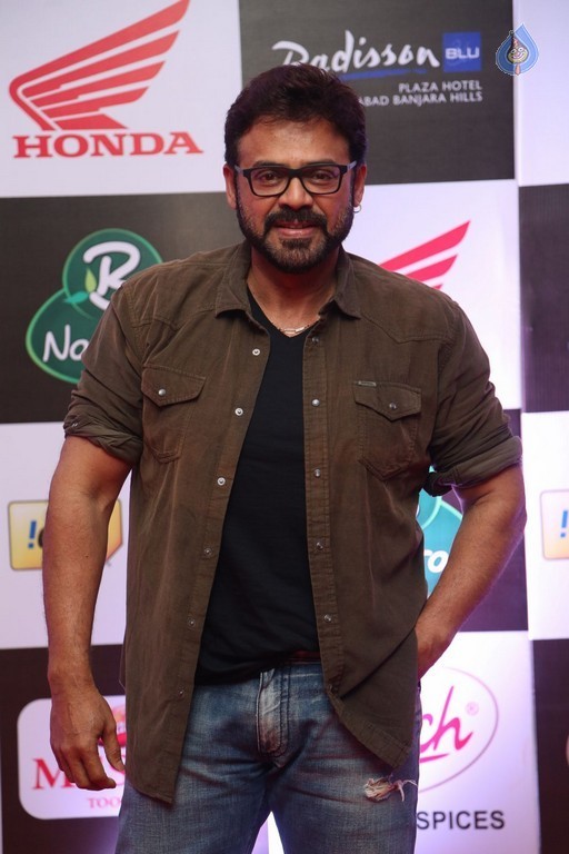 Celebrities at Mirchi Music Awards 1 - 53 / 56 photos