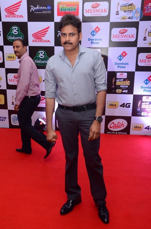 Celebrities at Mirchi Music Awards 2 - 2 / 60 photos