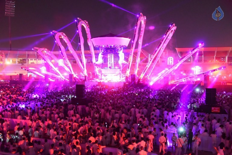 Celebrities at Sensation Dance Event - 5 / 37 photos