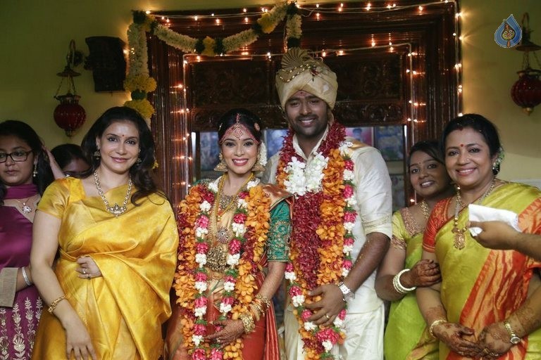 Celebrities at Shanthnu and Keerthi Wedding - 55 / 93 photos