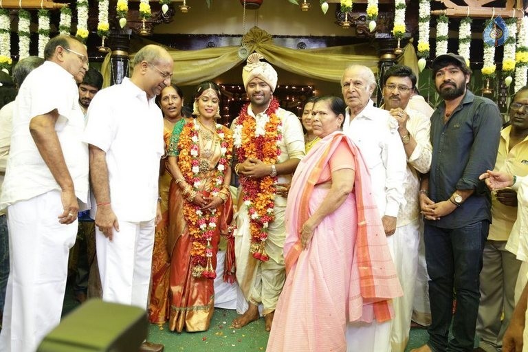 Celebrities at Shanthnu and Keerthi Wedding - 60 / 93 photos
