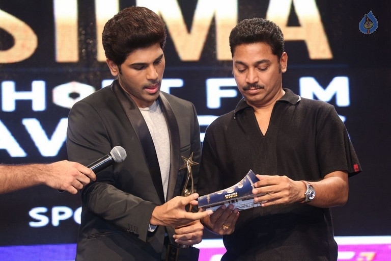 Celebrities at SIIMA Short Film Awards - 13 / 120 photos