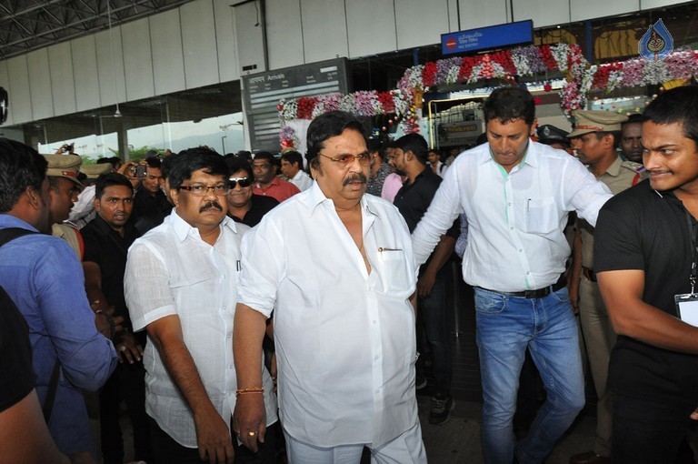 Celebrities at Vizag Airport - 13 / 42 photos