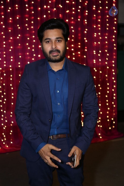 Celebrities at Zee Telugu Apsara Awards 1 - 5 / 41 photos