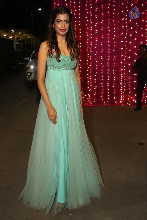 Celebrities at Zee Telugu Apsara Awards 2 - 18 / 54 photos