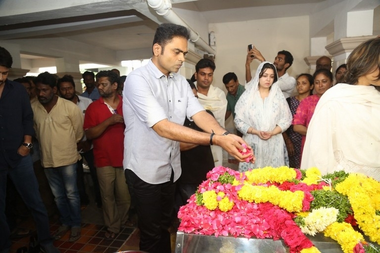 Celebrities Pay Homage To Director B Jaya Set 2 - 19 / 58 photos