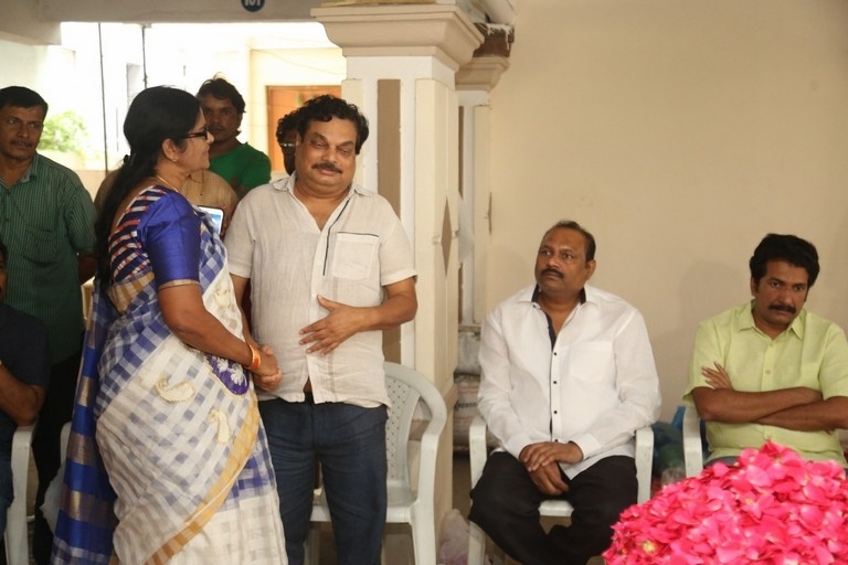 Celebrities Pay Homage To Director B Jaya Set 2 - 24 / 58 photos