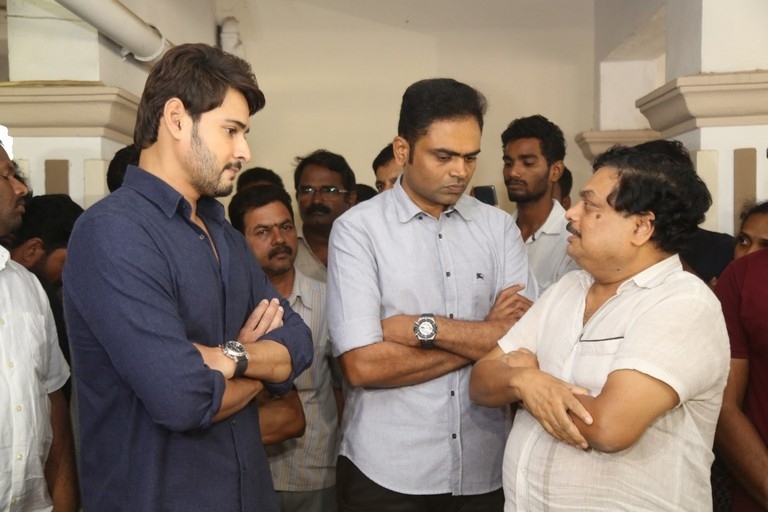 Celebrities Pay Homage To Director B Jaya Set 2 - 31 / 58 photos