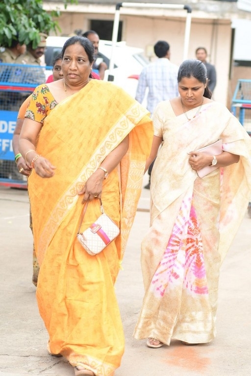 Celebrities Pay Homage To Nandamuri Harikrishna Set 1 - 37 / 58 photos