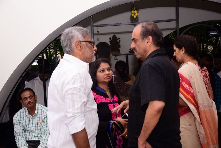 Celebrities Pay Homage To Nandamuri Harikrishna Set 5 - 2 / 35 photos