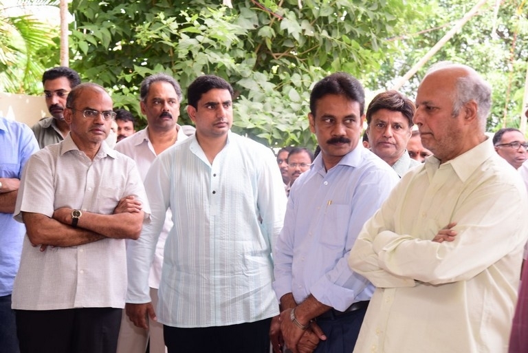 Celebrities Pay Homage To Nandamuri Harikrishna Set 5 - 13 / 35 photos