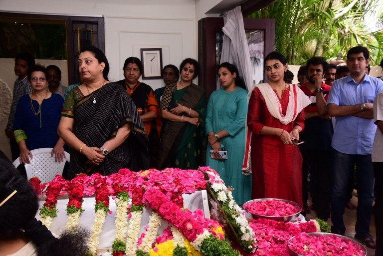 Celebrities Pay Homage To Nandamuri Harikrishna Set 5 - 29 / 35 photos