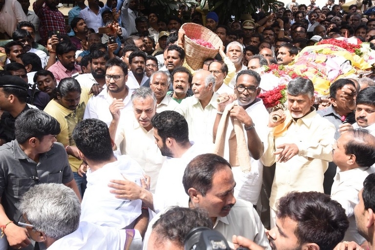 Celebrities Pay Homage To Nandamuri Harikrishna Set 8 - 47 / 51 photos