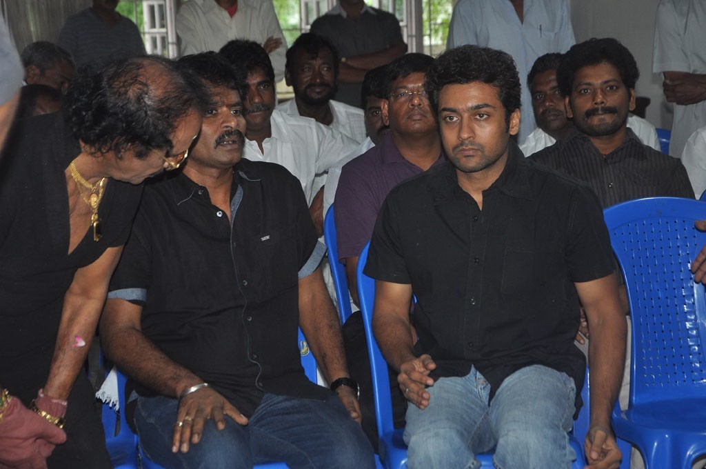 Celebrities Pay Last Respects to Manjula - 70 / 219 photos