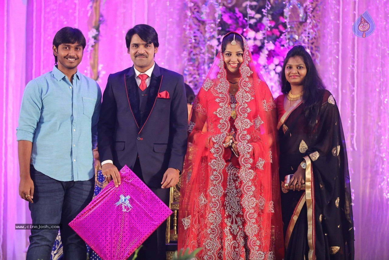 Celebs at Ali Brother Khayum Wedding Reception 02 - 27 / 165 photos