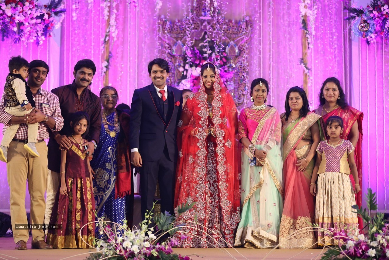 Celebs at Ali Brother Khayum Wedding Reception 02 - 28 / 165 photos