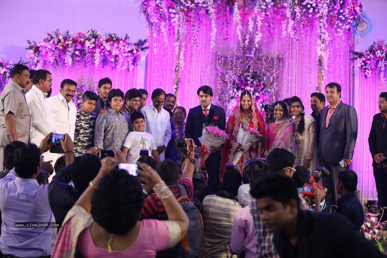 Celebs at Ali Brother Khayum Wedding Reception 02 - 33 / 165 photos