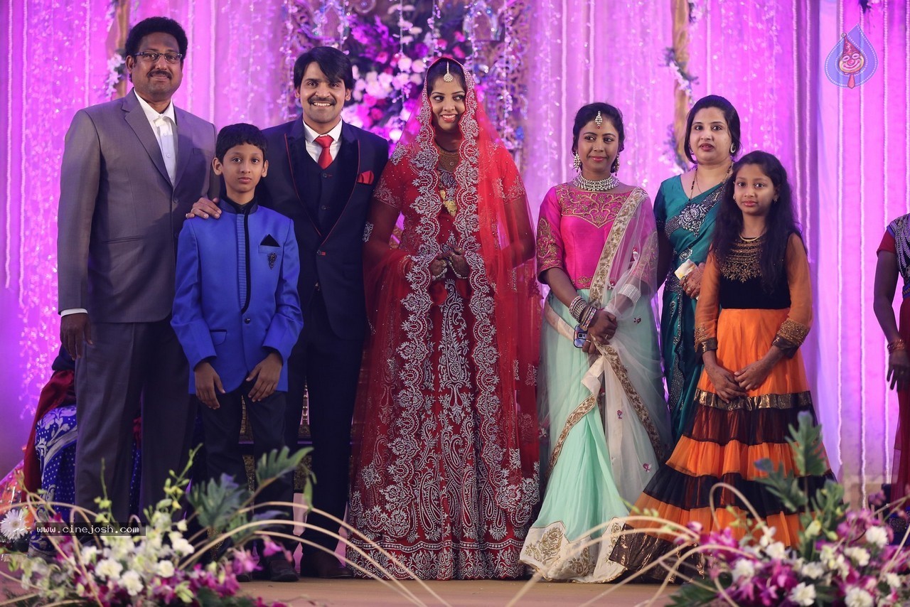 Celebs at Ali Brother Khayum Wedding Reception 02 - 36 / 165 photos