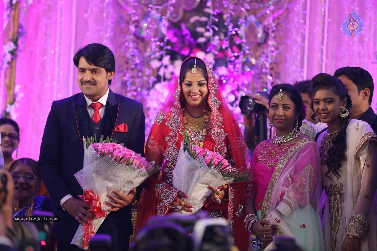 Celebs at Ali Brother Khayum Wedding Reception 02 - 37 / 165 photos