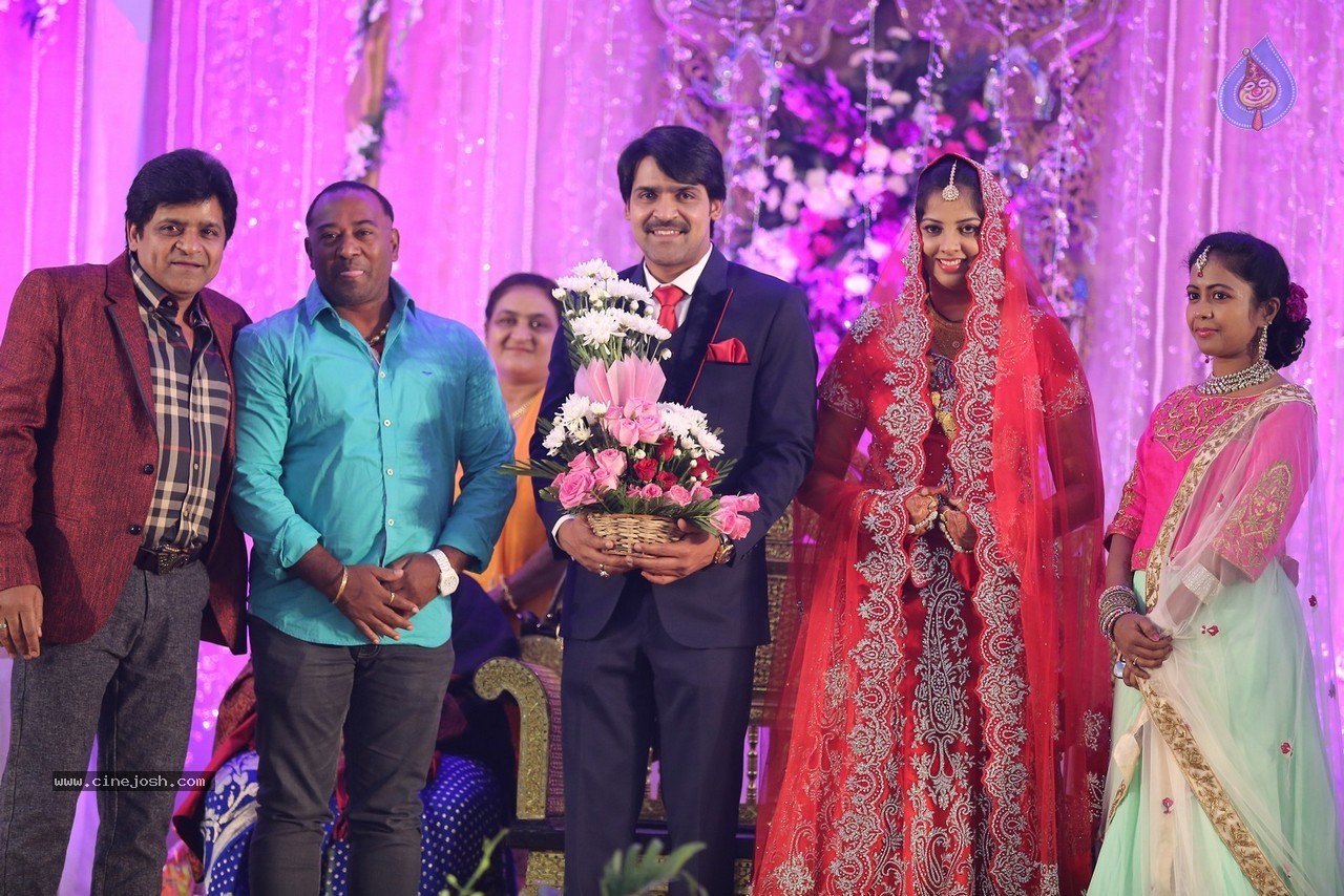 Celebs at Ali Brother Khayum Wedding Reception 02 - 38 / 165 photos