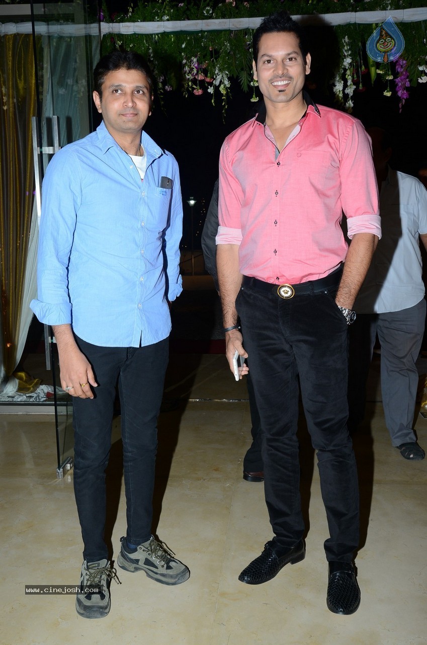 Celebs at Ali Brother Khayum Wedding Reception 02 - 52 / 165 photos
