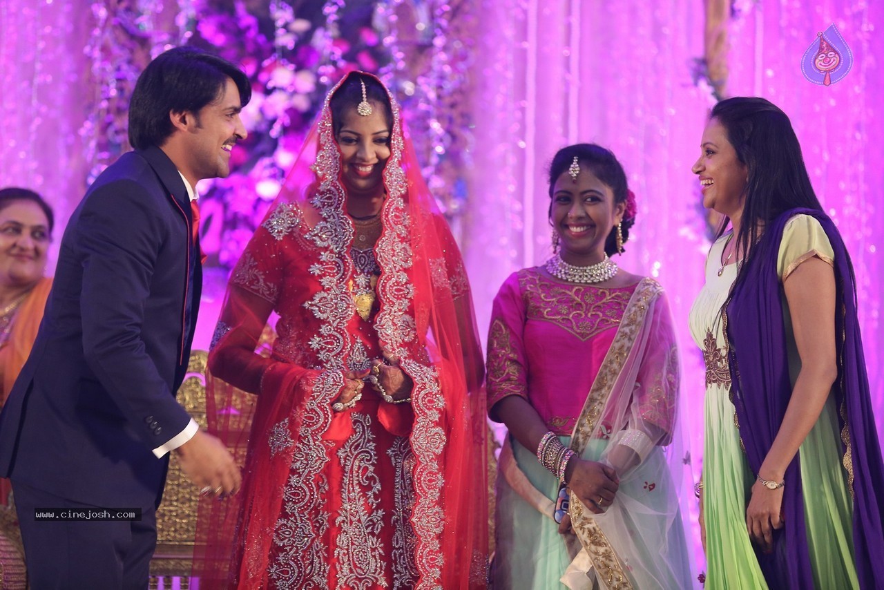 Celebs at Ali Brother Khayum Wedding Reception 02 - 56 / 165 photos