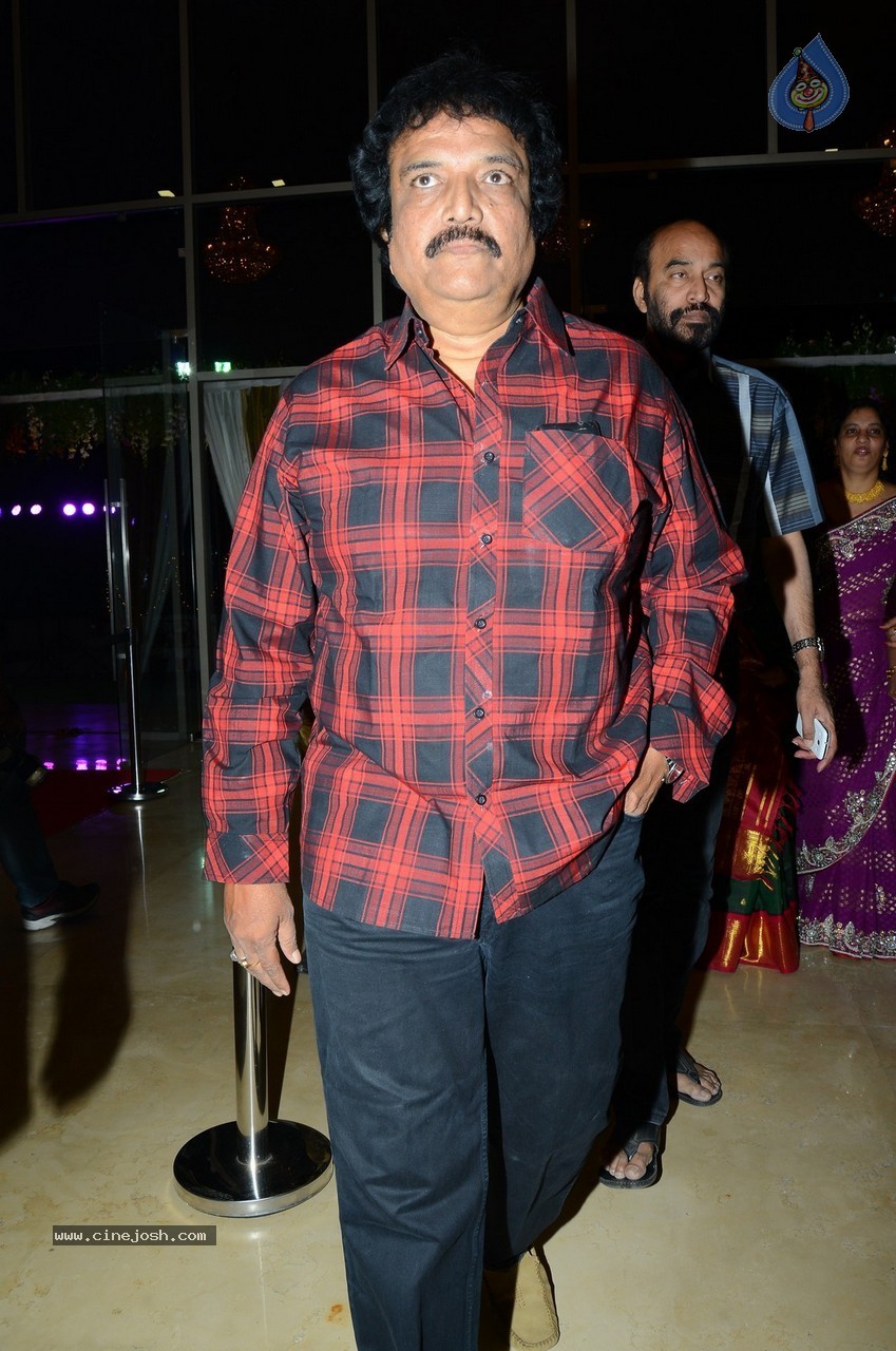 Celebs at Ali Brother Khayum Wedding Reception 02 - 60 / 165 photos